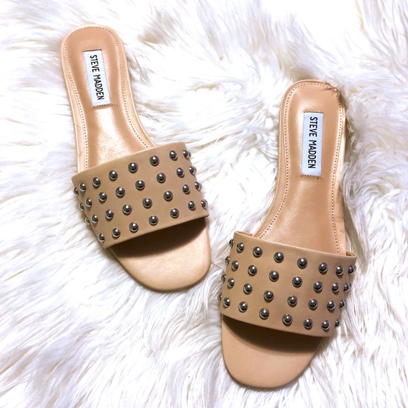Steve Madden Shoes - Steve Madden Round Stud Slide Sandals 🌸